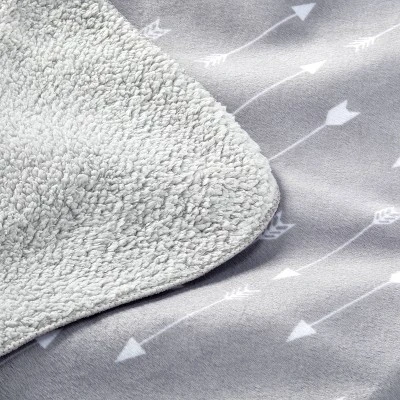 Plush Velboa Baby Blanket Arrows - Cloud Island™ Gray Plush Velboa Baby Blanket Arrows - Cloud Island™ Gray -Cheap Cloud Island Store GUEST 92e4f525 bab6 4182 b6e5 0f143f104519