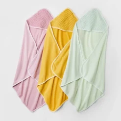 Baby Girls' 3pk Hooded Towel - Cloud Island™ 2 Baby Girls' 3pk Hooded Towel - Cloud Island™ -Cheap Cloud Island Store GUEST c65421ec 0f16 41c5 b6da 5536c2fbcb45